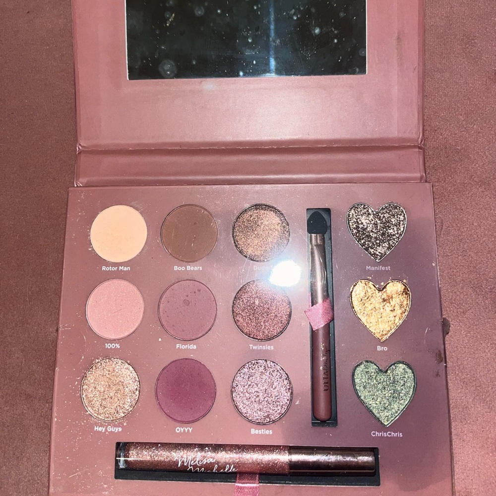 Brand new makeup palette